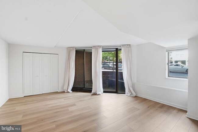 Photo - 1099 22nd St NW Unit 106