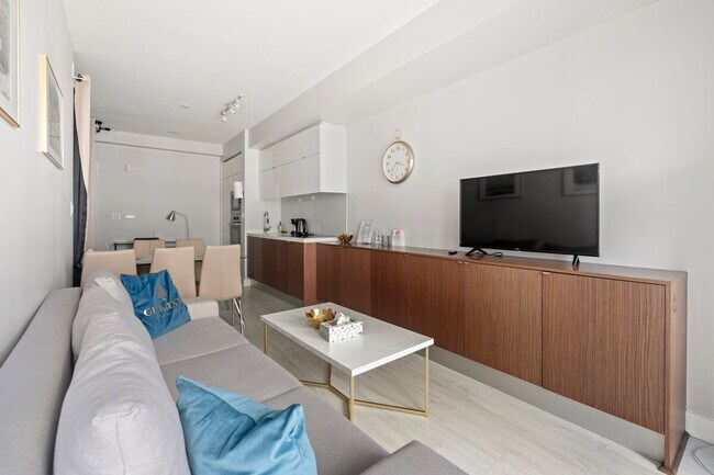 Building Photo - 150 Dan Leckie Way Unit ID1346023P