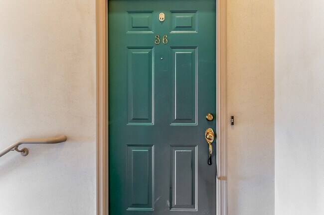 Photo - 413 Ridgepoint Pl