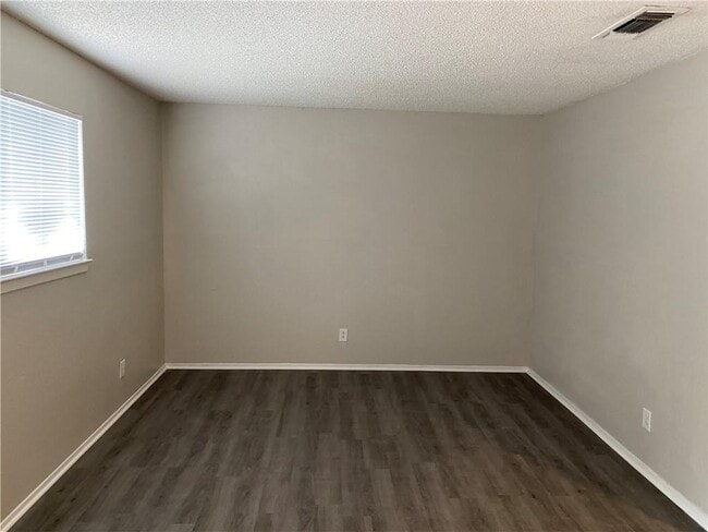 Photo - 1085 Linde Ave Unit 1085