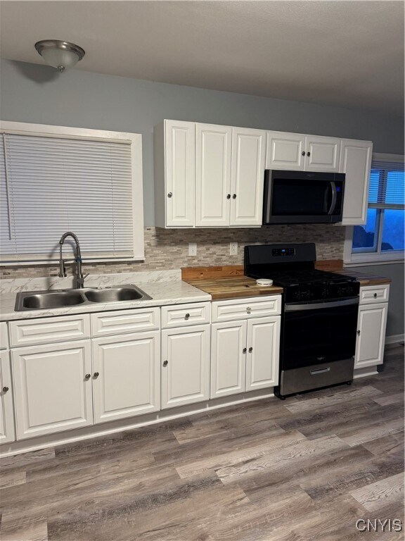 Photo - 503 Boston Rd