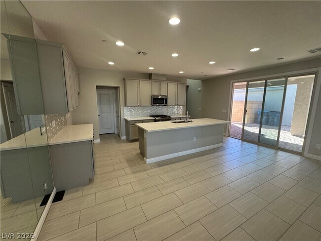 Photo - 1051 E Sunset Rd