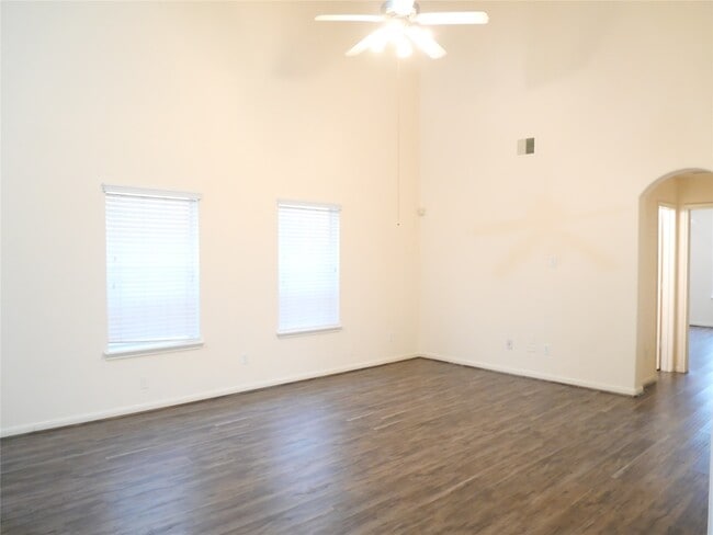 Photo - 14915 Aberdeen Meadow Lane