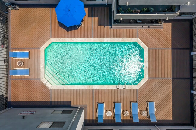 Club Riverside