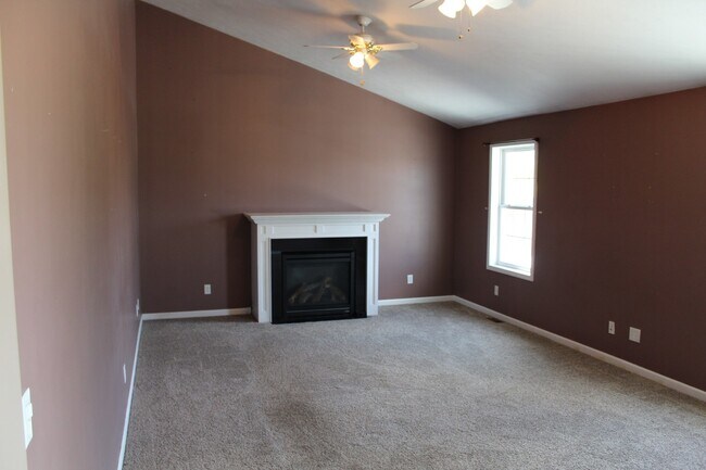 Photo - 4 Bed 3.5 Bath with a Inground Pool
