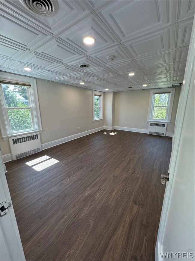 Photo - 77 Humboldt Pkwy