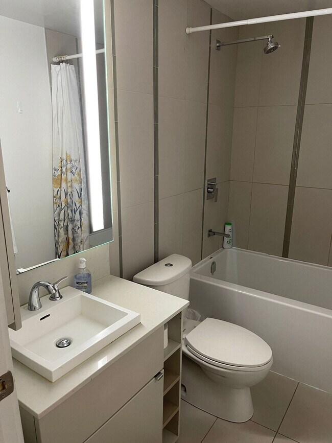 Photo - 101 Peter St Unité FL10-ID1347741P