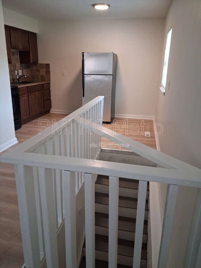 Photo - 5623 NE 51st St