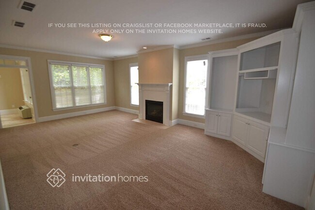 Photo - 844 Biscayne Way NW