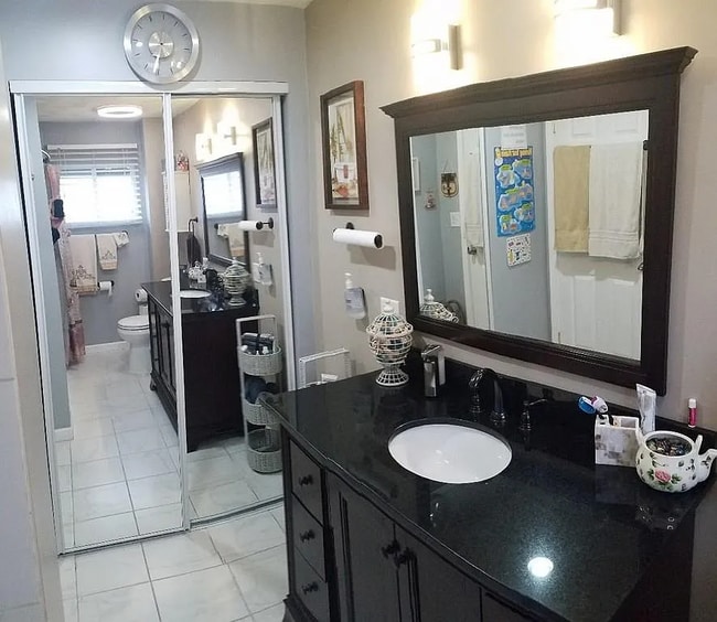 bathroom - 59 Fernwood Ave Unit 1