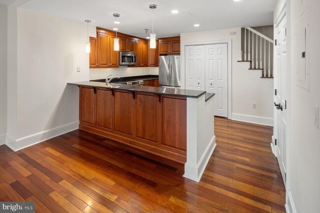 Photo - 1500 Chestnut St Unit 20I
