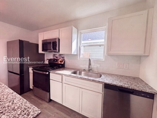 Photo - 16435 Valerie Marie Pl