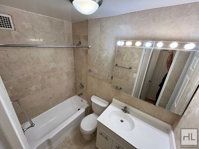 Photo - EAST 36 STREET Unit 6B