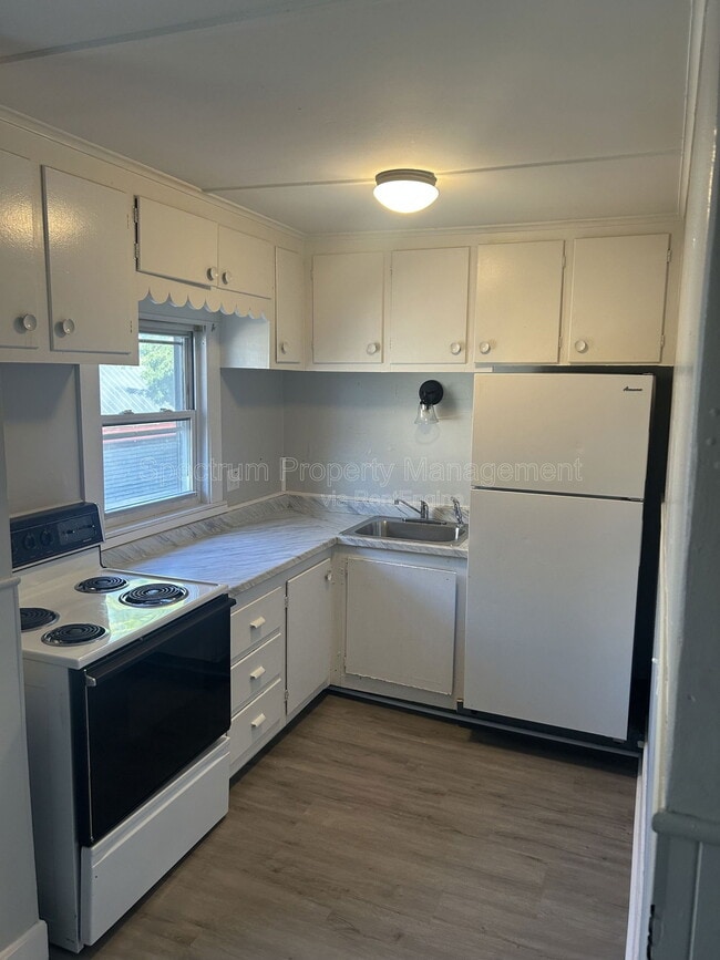 Photo - 45 Elm St Unit 5