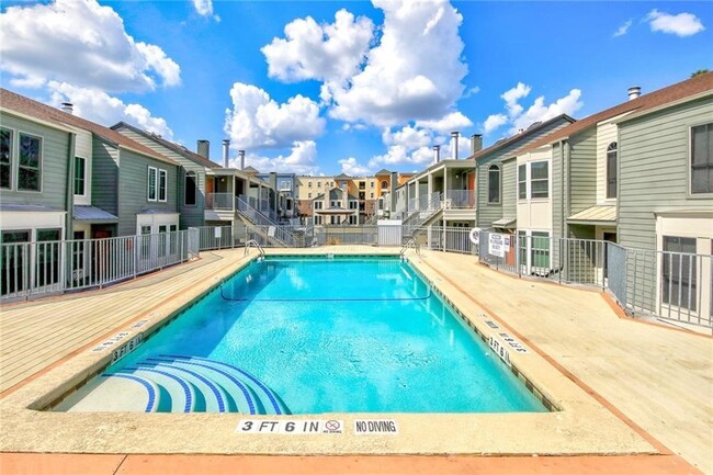 Photo - 2529 Rio Grande St Condo Unit 64