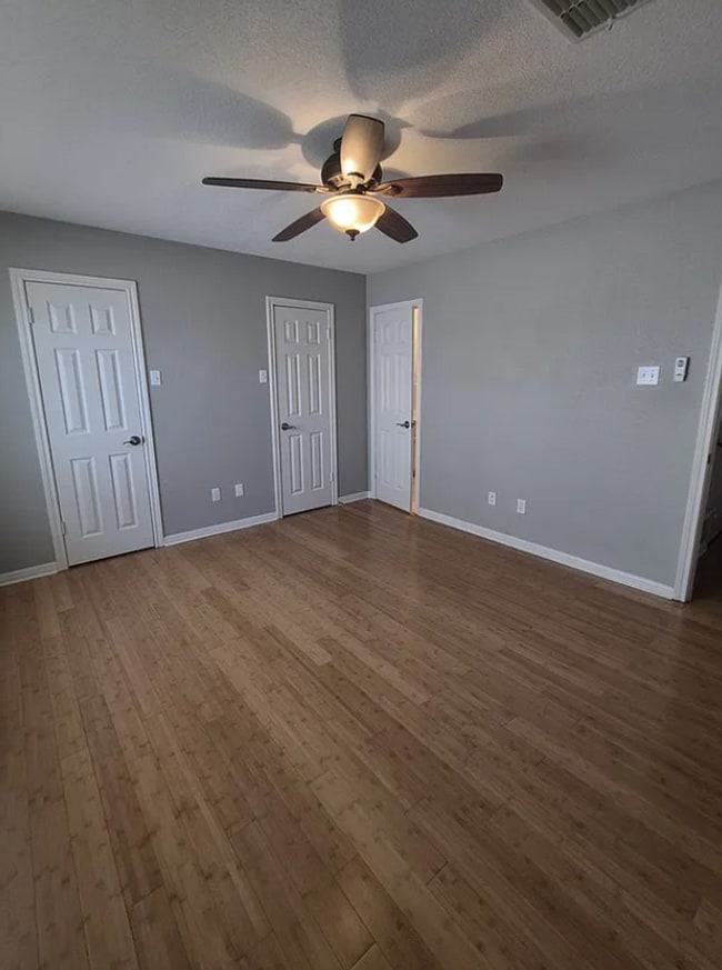 Photo - 3 bed 3 bath one block away from Baylor