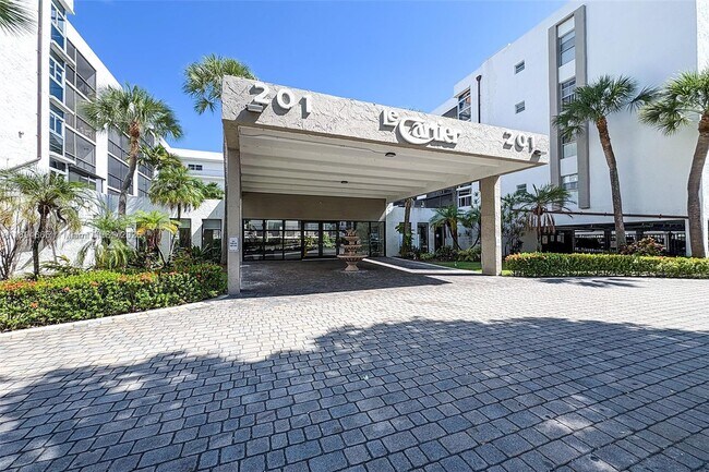 Photo - 201 178th Dr Unit 537