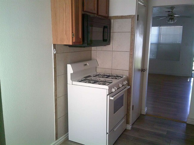 Photo - 1167 NW Ozmun Ave