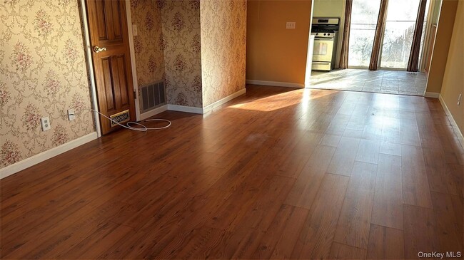 Photo - 276 Temple Hill Rd Unit 1704