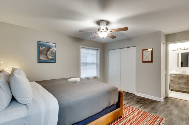 Photo - 226 S Hoyne Ave Unidad ID1255624P