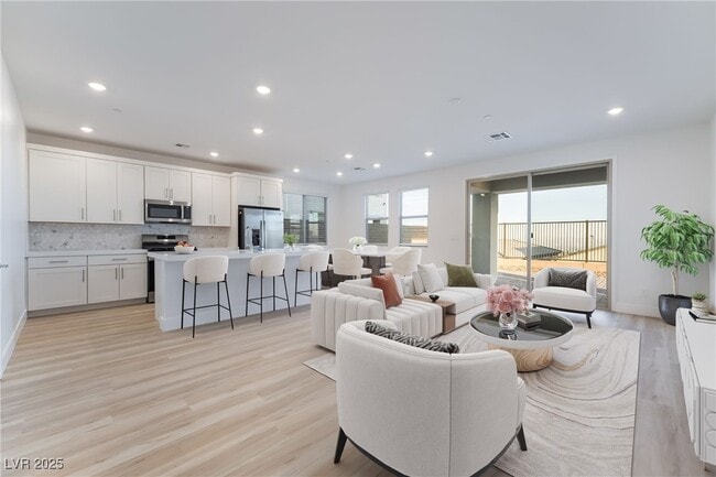 Photo - 1480 Marsh Bird St