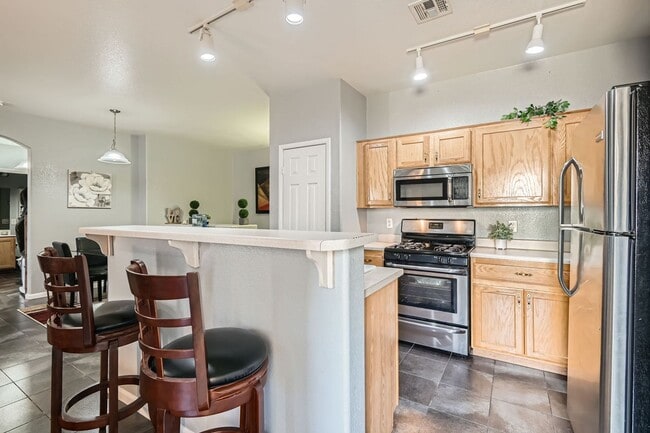 Photo - 2 Bedroom Townhome With 1 Car Garage Convenient To Nellis AFB and VA Hospital