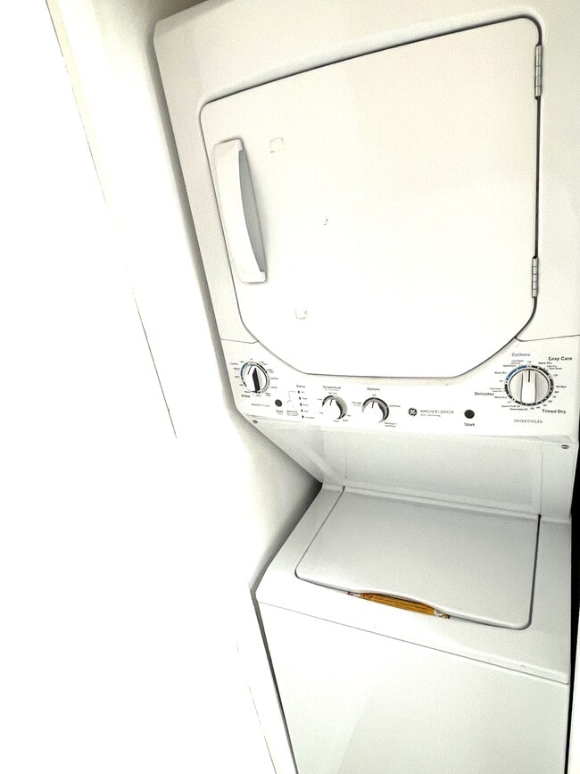 Photo - 628 S Pacific Coast Hwy Unidad B