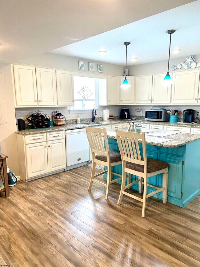 Photo - 9103 Amherst Ave Unit 1st-Winter