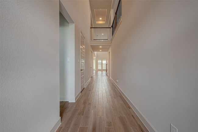 Photo - 30223 Gold Finch Pl