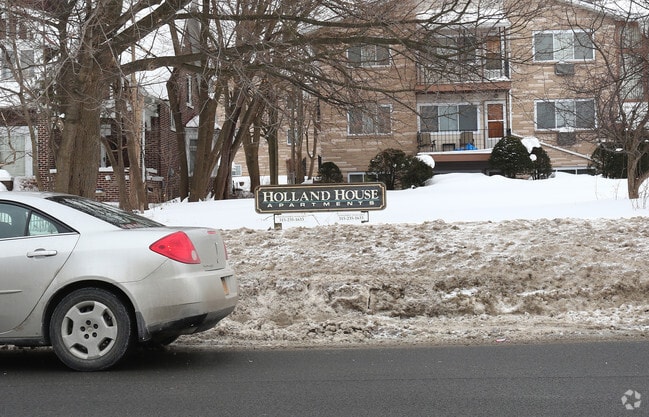 Photo - Holland House Apts.