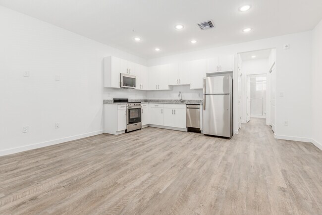 Photo - Centre at Abacoa