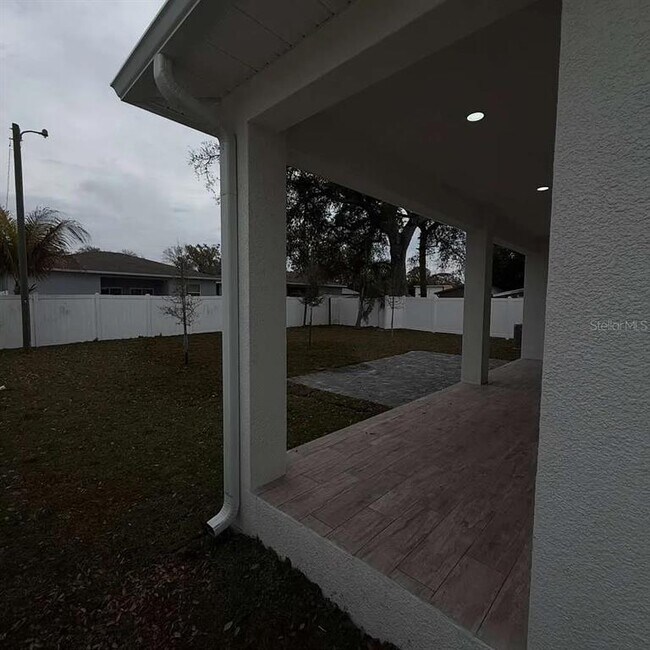 Photo - 13277 Center Ave