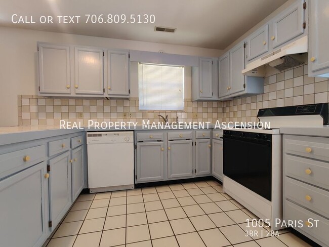 Photo - 1005 Paris St