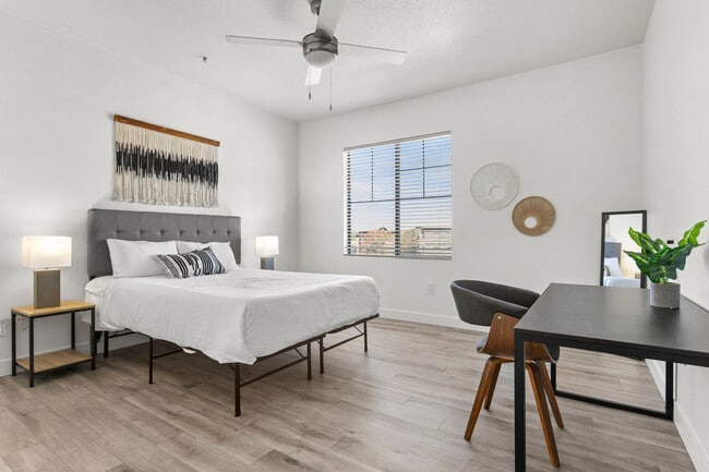 Photo - 9450 W Cabela Dr Unidad ID1014631P