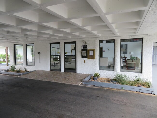 Photo - 9233 SW 8th St Unit 122