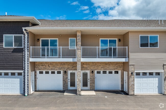 Duck Creek Landing Apartments