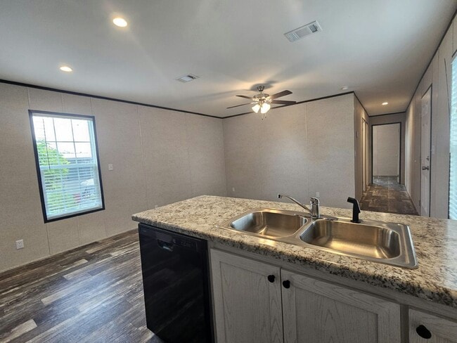 Photo - 1011 Myakka Dr