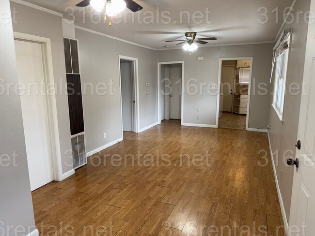 Photo - 3 Bedroom House on corner lot!