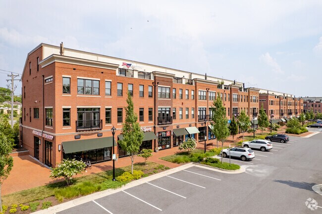 400-450 SE Harrison St - Crescent Place