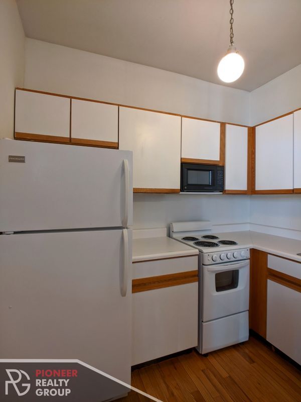 Photo - 635 W Barry Ave Unit 205