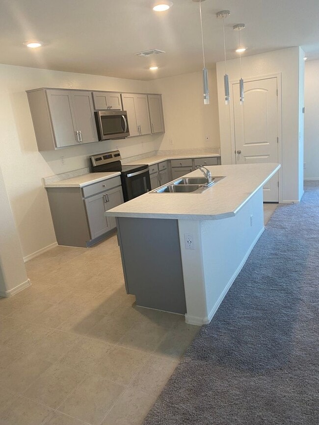 Photo - 1580 W Central Ave