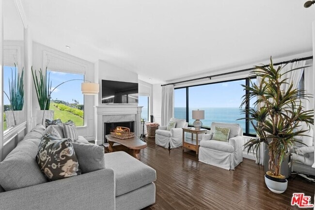 Building Photo - 29700 Zuma Bay Way Rental