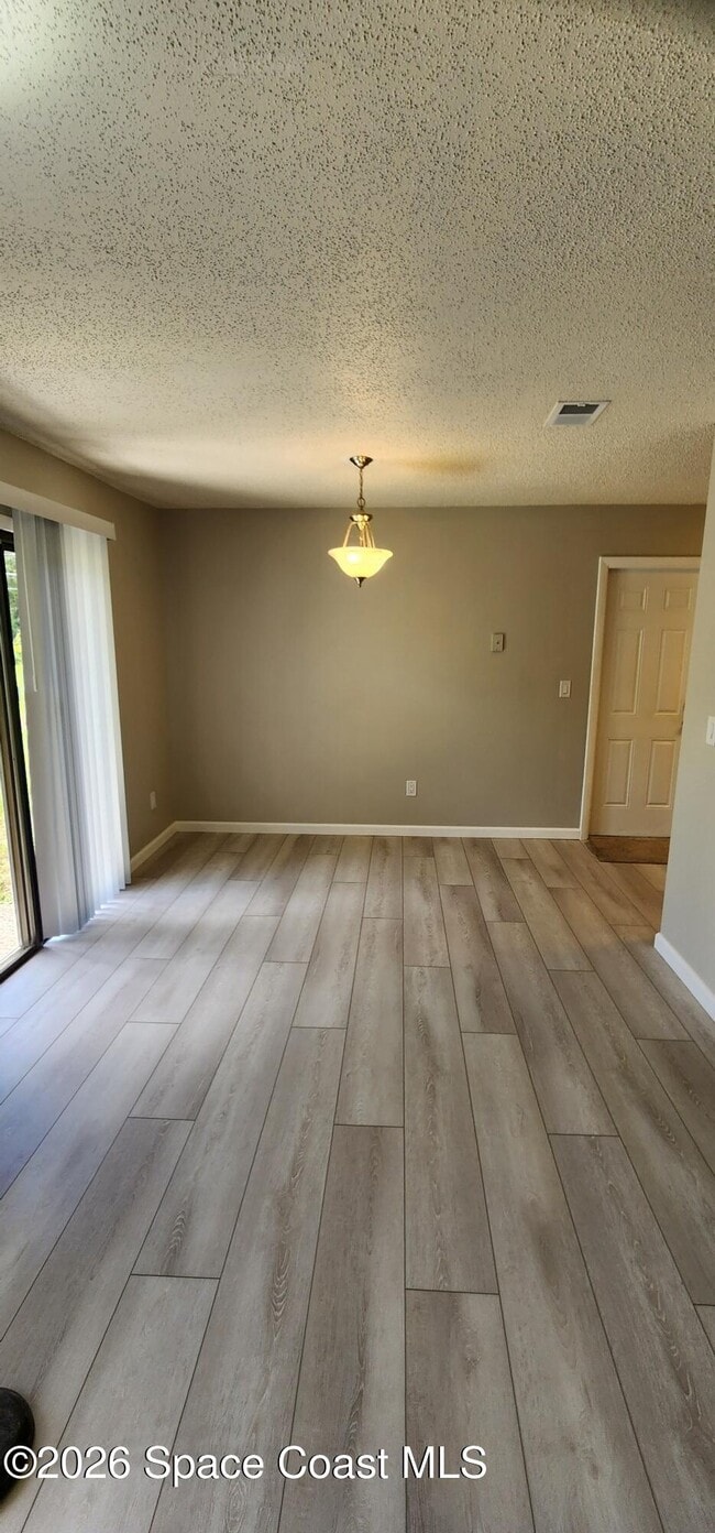 Photo - 1480 Waco Blvd SE