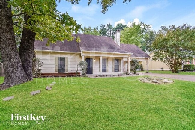 Photo - 6375 Treadway Trail