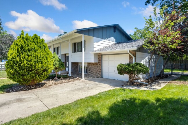 Photo - 4 bedroom house close to CSU