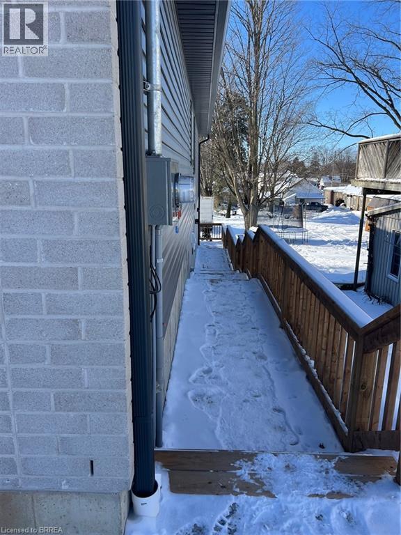 Photo - 72 Leamon St