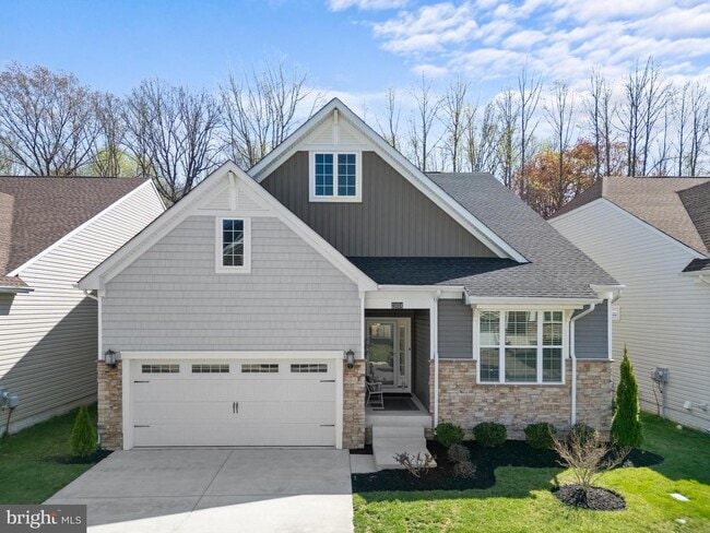 Building Photo - Covered Bridge Trail Single Family home!