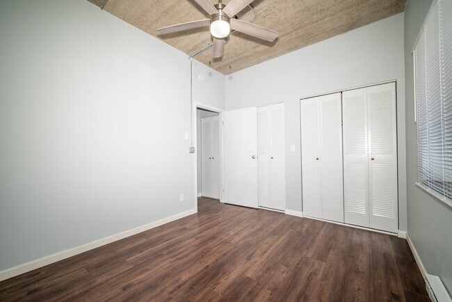 Riverview Tower Apartments