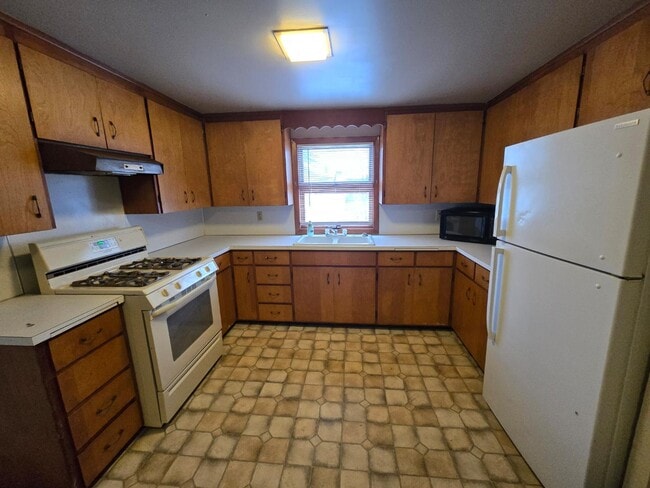 Photo - 210 Hendricks St