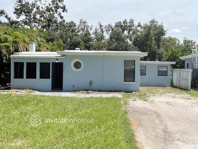 Building Photo - 807 35th St W Rental